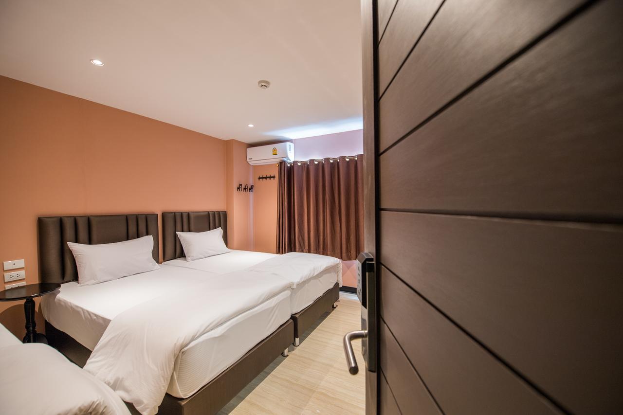 Let'S Zzz Bangkok Hotel Екстериор снимка
