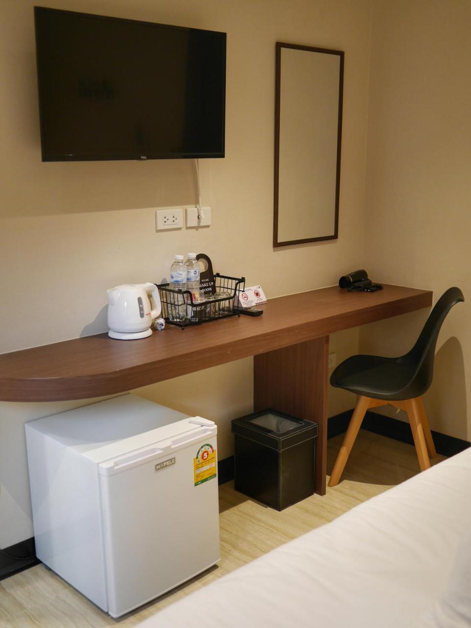 Let'S Zzz Bangkok Hotel Екстериор снимка